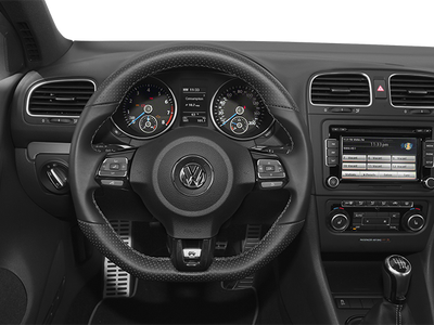 2013 Volkswagen Golf w/Sunroof & Navi
