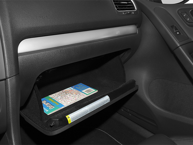 2013 Volkswagen Golf w/Sunroof & Navi