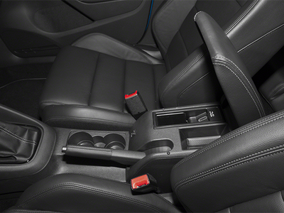 2013 Volkswagen Golf w/Sunroof & Navi