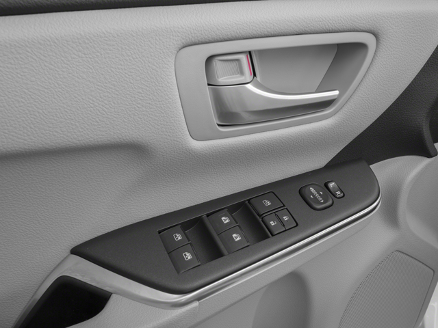 2016 Toyota Camry SE w/Special Edition Pkg