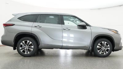 2026 Toyota Highlander Hybrid Hybrid XLE