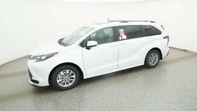 2026 Toyota Sienna XLE