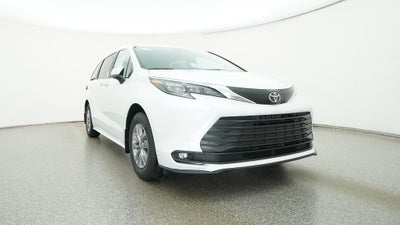 2026 Toyota Sienna XLE