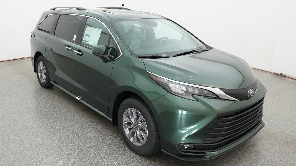 2026 Toyota Sienna XLE
