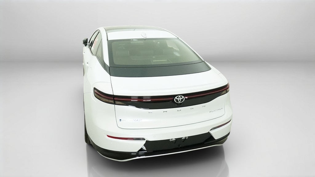 2027 Toyota Toyota Crown Platinum