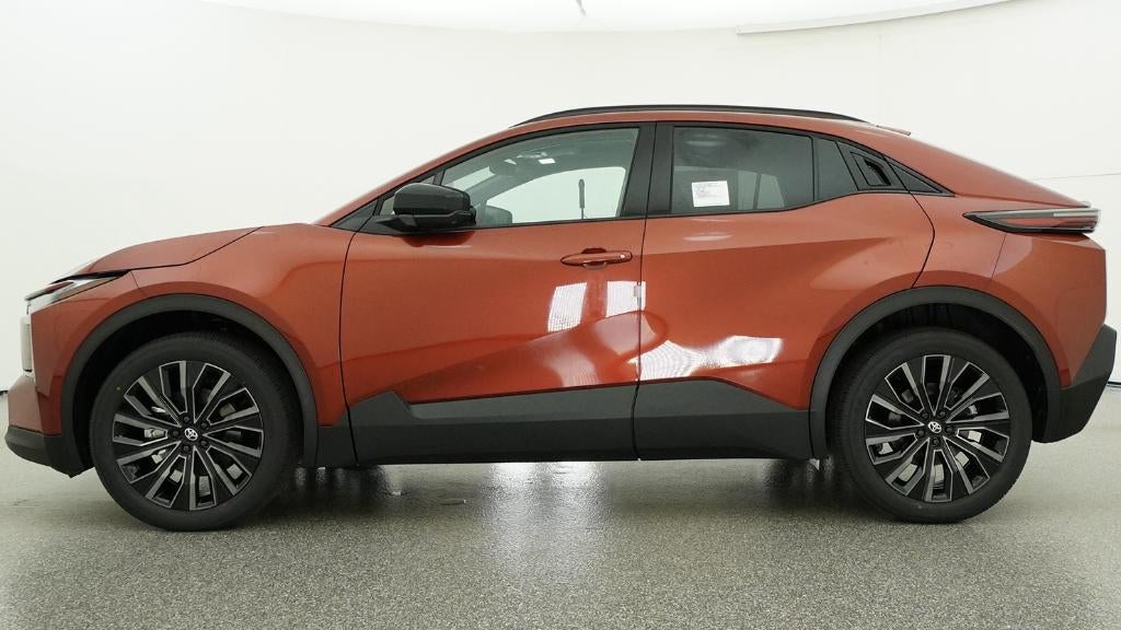 2026 Toyota C-HR XSE