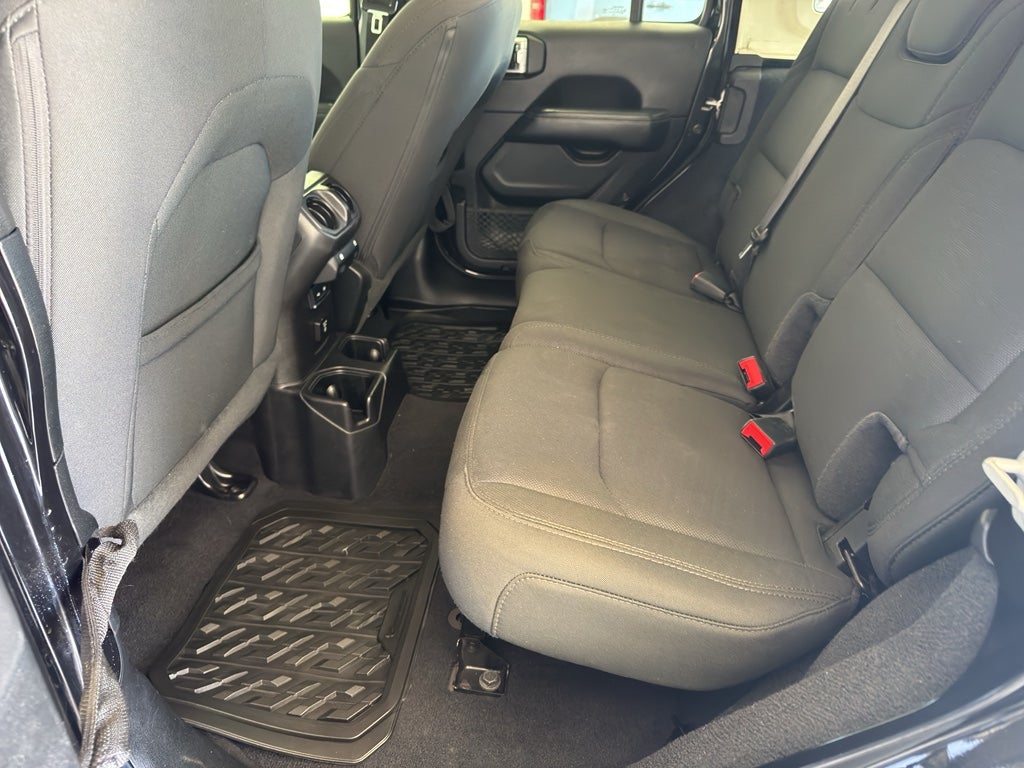 2020 Jeep Wrangler Sahara