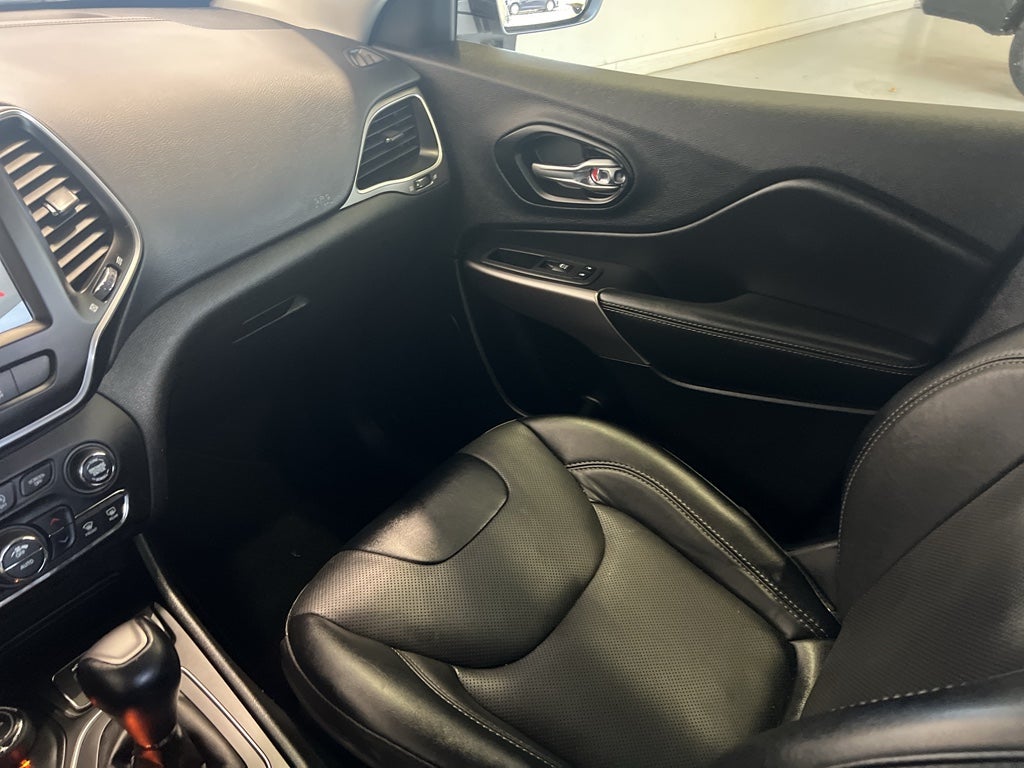 2022 Jeep Cherokee Latitude Lux