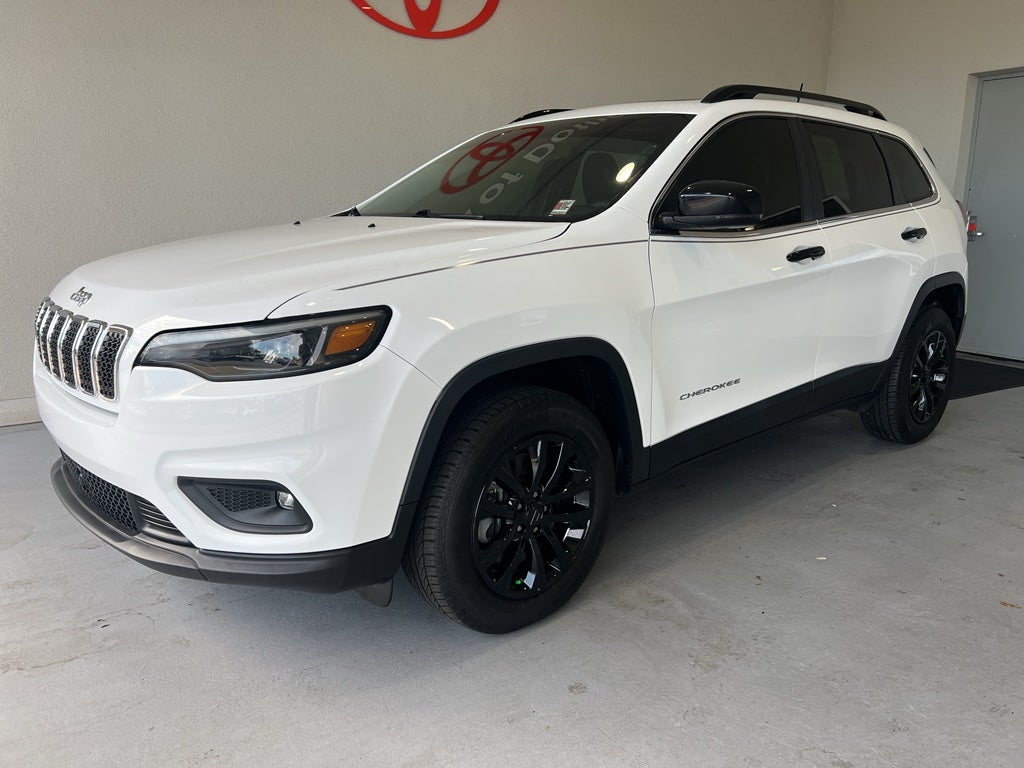 2022 Jeep Cherokee Latitude Lux