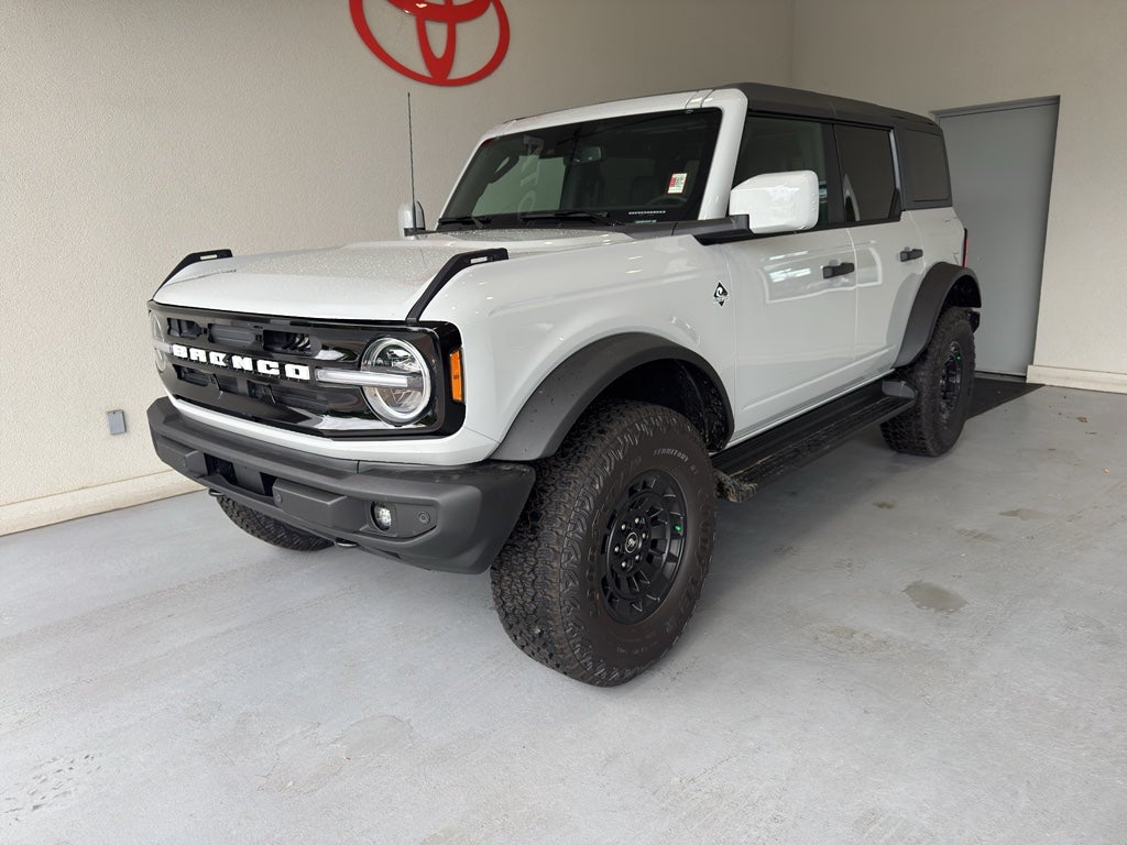 2026 Ford Bronco Outer Banks 4x4's photo