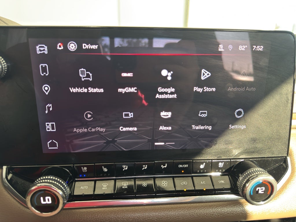 2024 GMC Canyon 4WD Denali