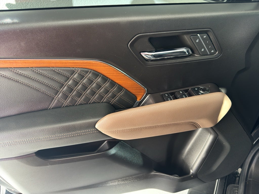 2024 GMC Canyon 4WD Denali