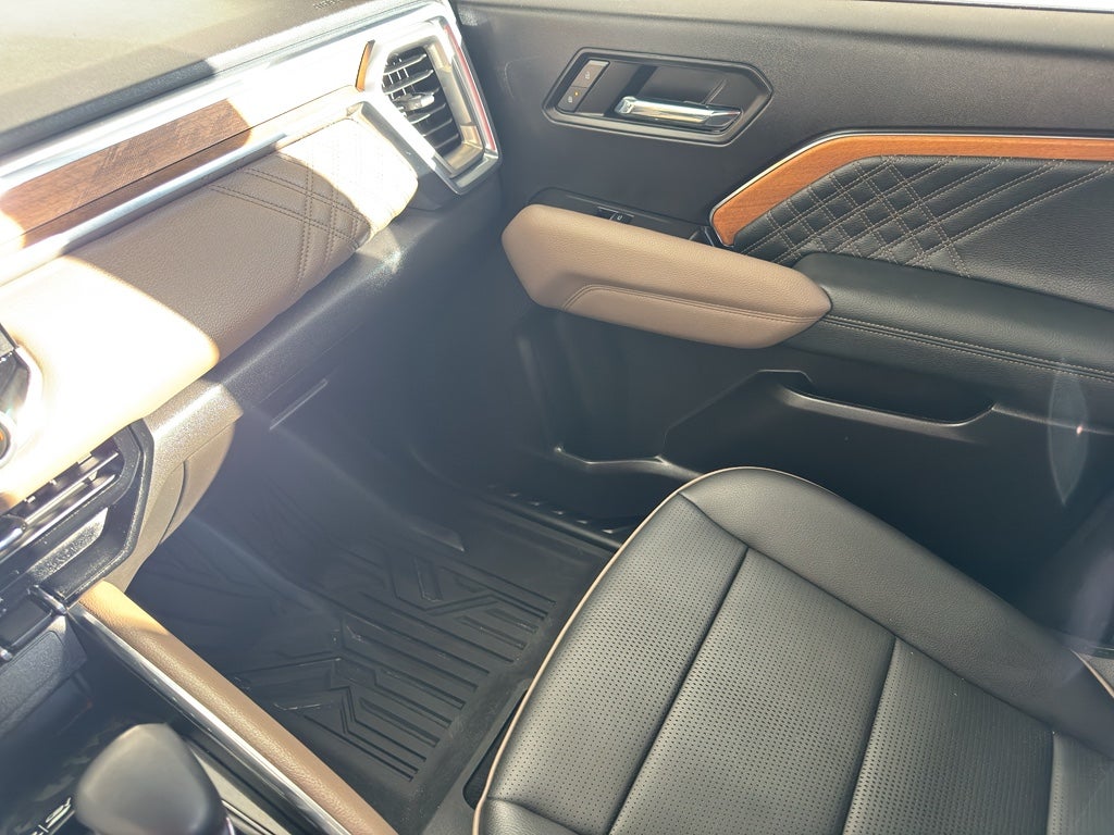 2024 GMC Canyon 4WD Denali