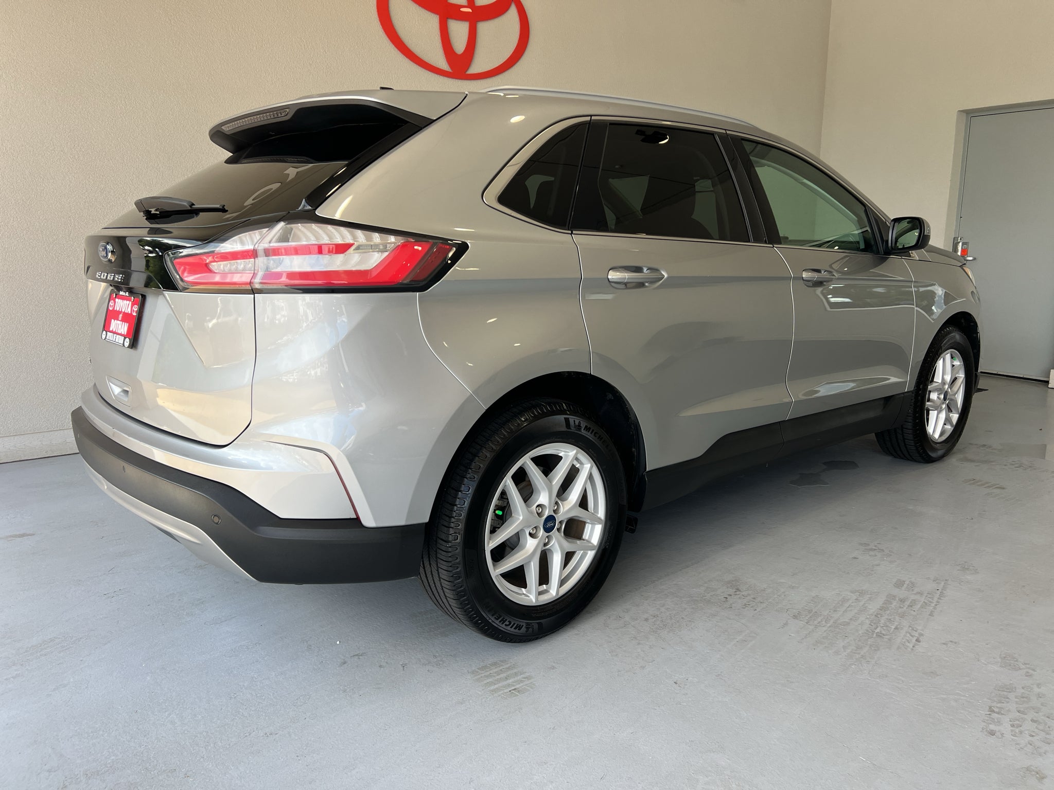 2021 Ford Edge SEL