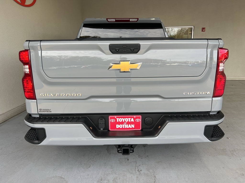 2024 Chevrolet Silverado Custom