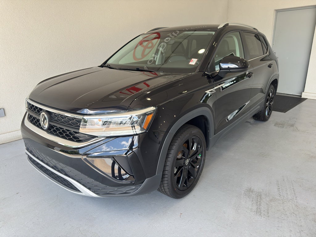 2023 Volkswagen Taos SE