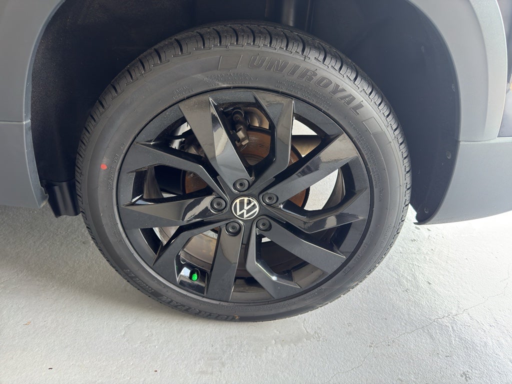 2023 Volkswagen Taos SE