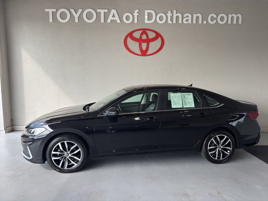 2025 Volkswagen Jetta SE