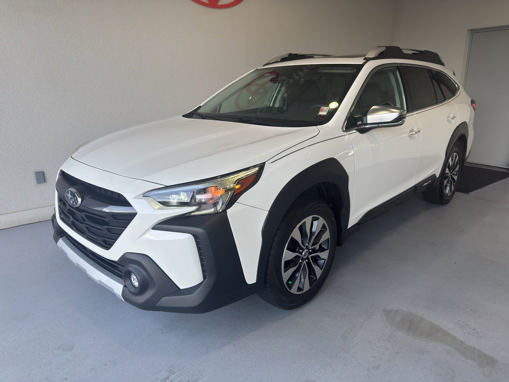 2023 Subaru Outback Touring