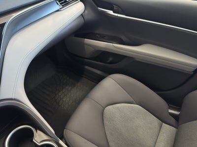 2023 Toyota Camry Hybrid LE