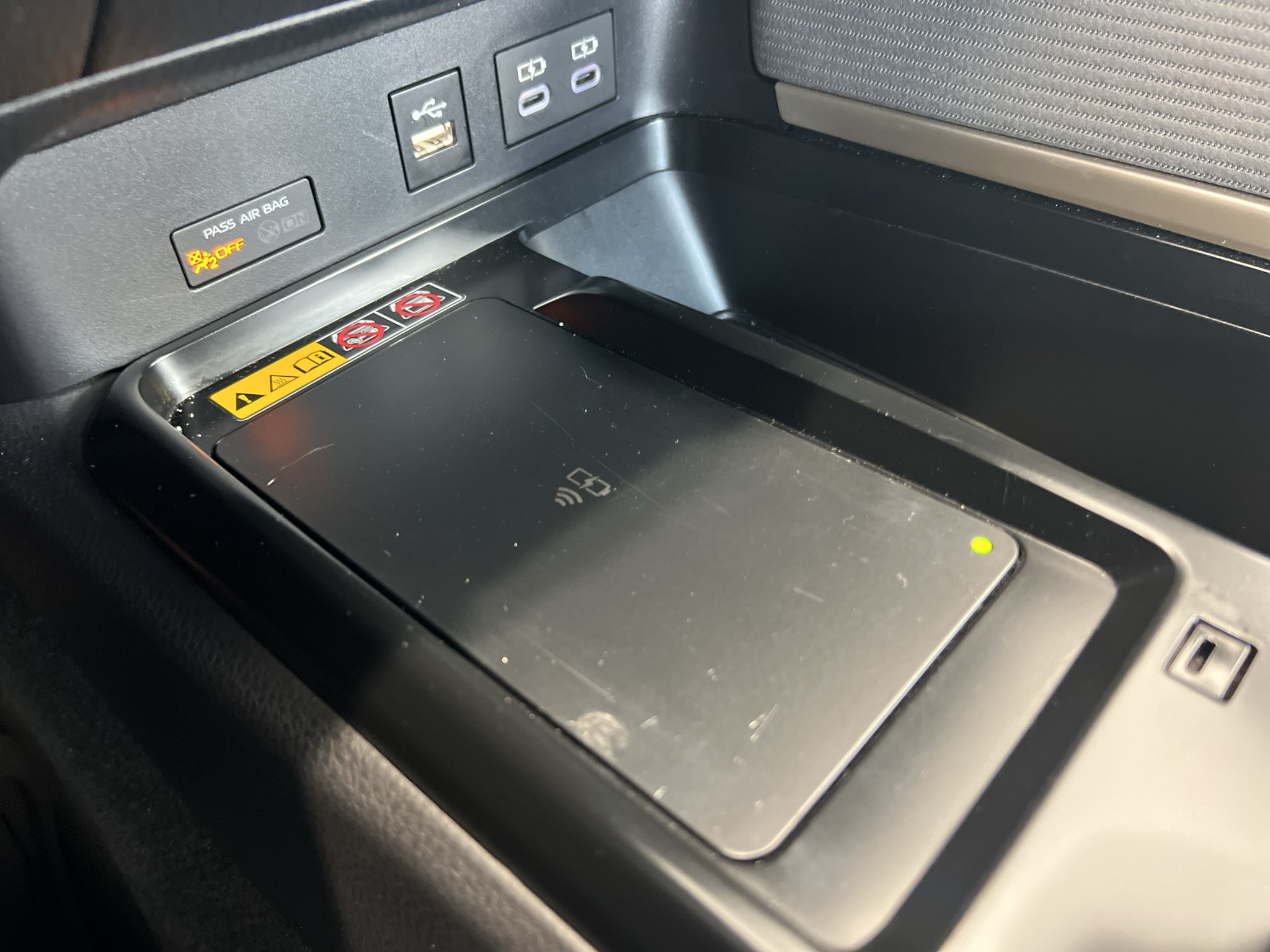 2025 Toyota Camry Hybrid SE