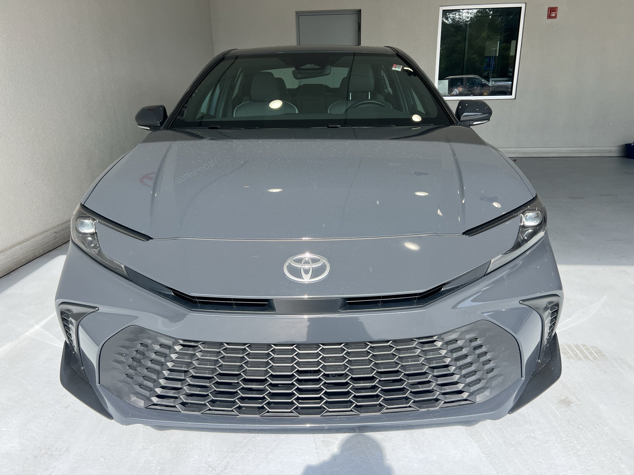 2025 Toyota Camry Hybrid SE