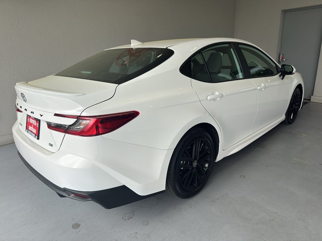 2025 Toyota Camry Hybrid SE