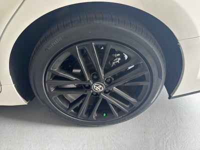 2025 Toyota Camry Hybrid SE