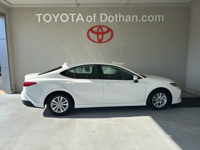 2026 Toyota Camry Hybrid LE