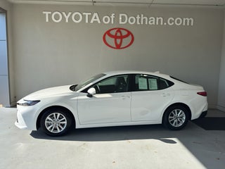 2026 Toyota Camry Hybrid LE