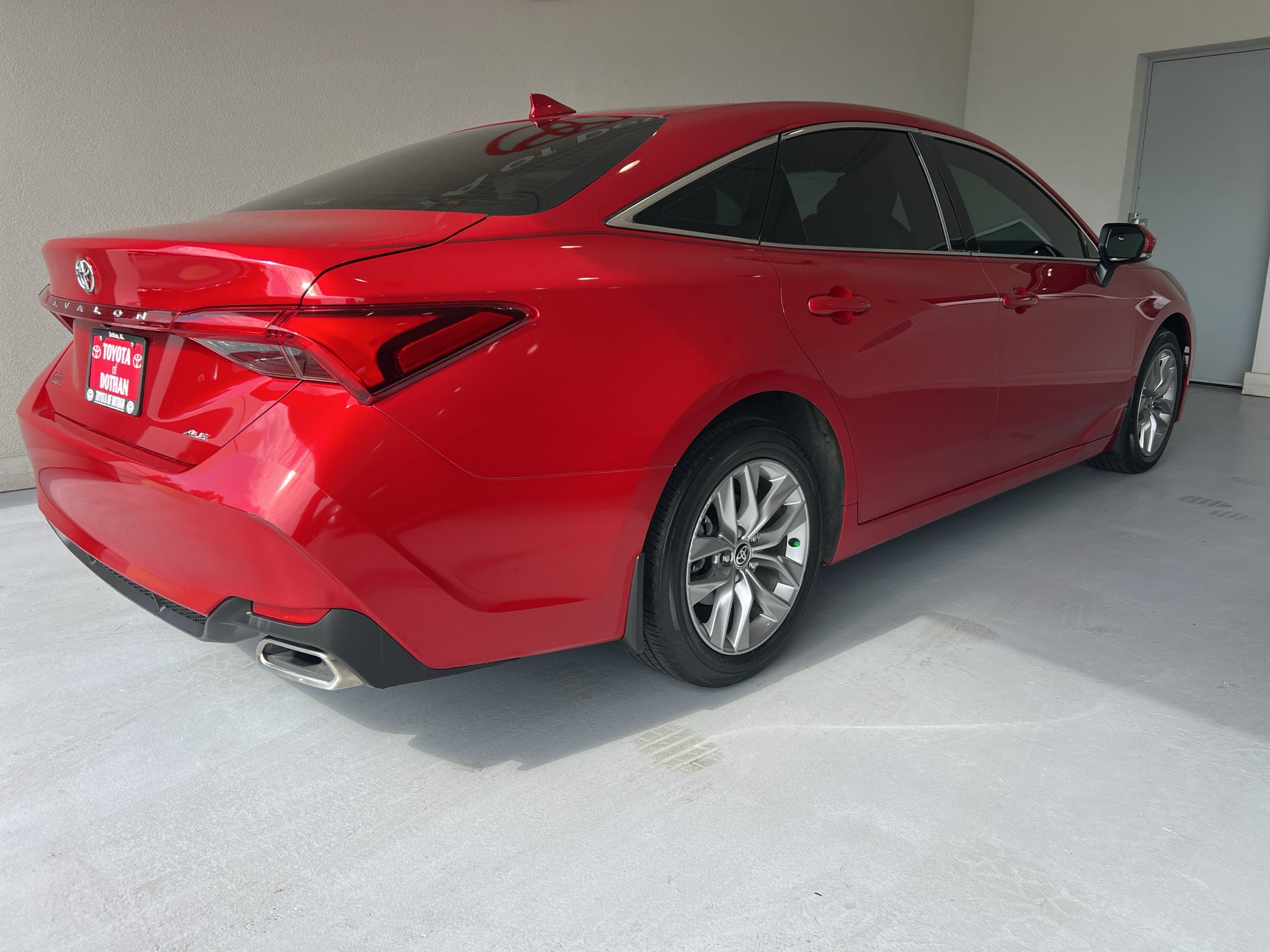2022 Toyota Avalon XLE