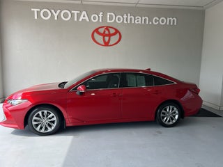 2022 Toyota Avalon XLE
