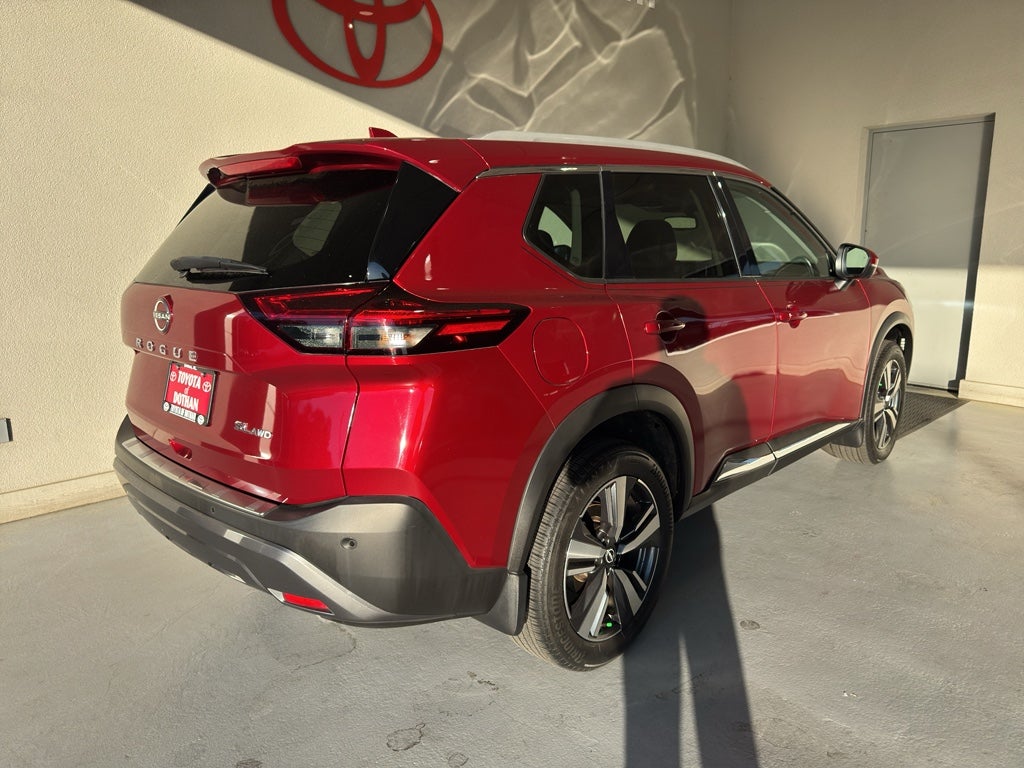 2023 Nissan Rogue SL