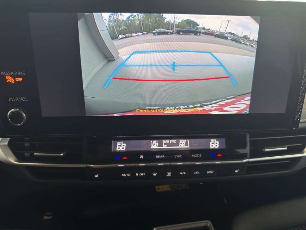 2025 Toyota Sienna Woodland