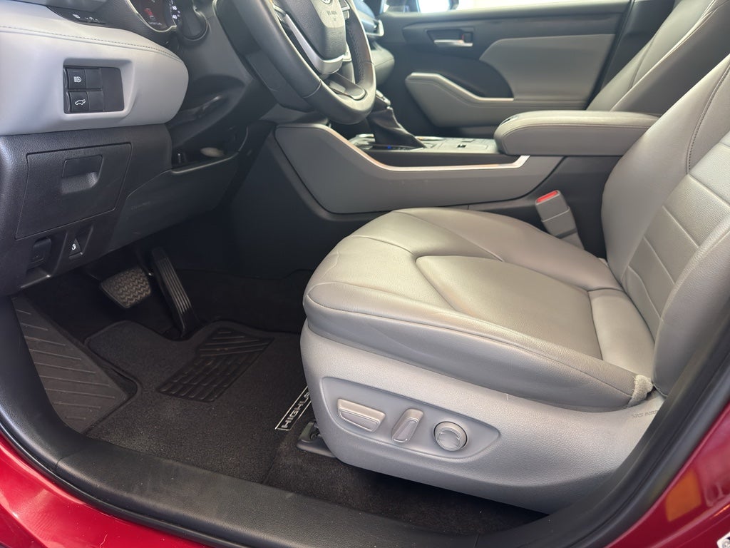 2023 Toyota Highlander Hybrid Hybrid XLE