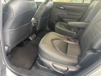 2025 Toyota Highlander Hybrid Hybrid XLE