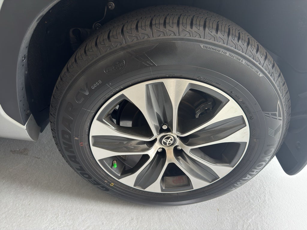 2025 Toyota Highlander Hybrid Hybrid XLE