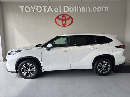 2025 Toyota Highlander XLE