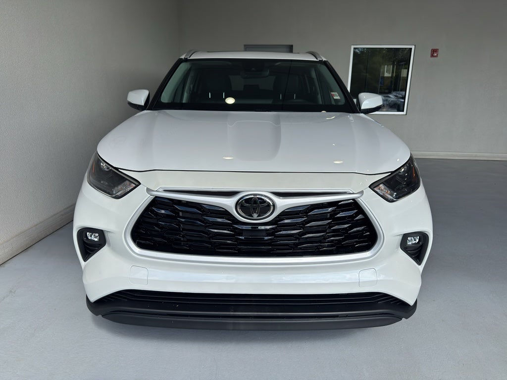 2025 Toyota Highlander XLE