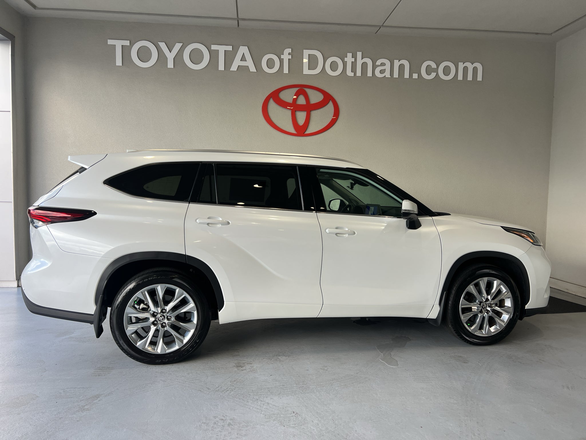 2026 Toyota Highlander Limited