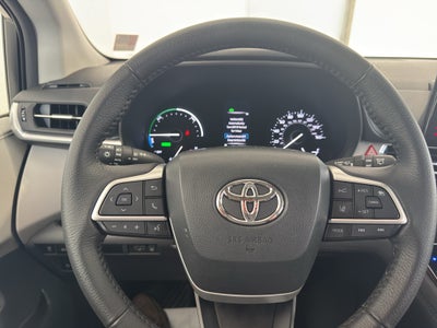 2024 Toyota Sienna XLE