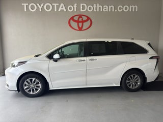 2024 Toyota Sienna XLE