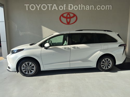 2026 Toyota Sienna XLE