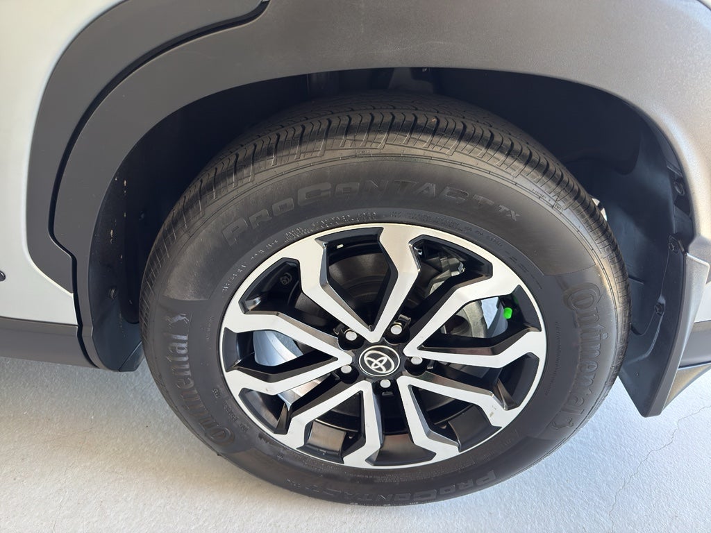 2024 Toyota Corolla Cross Hybrid Hybrid SE