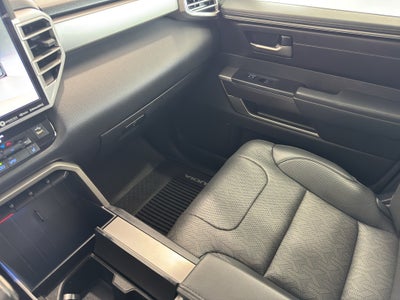 2023 Toyota Sequoia SR5