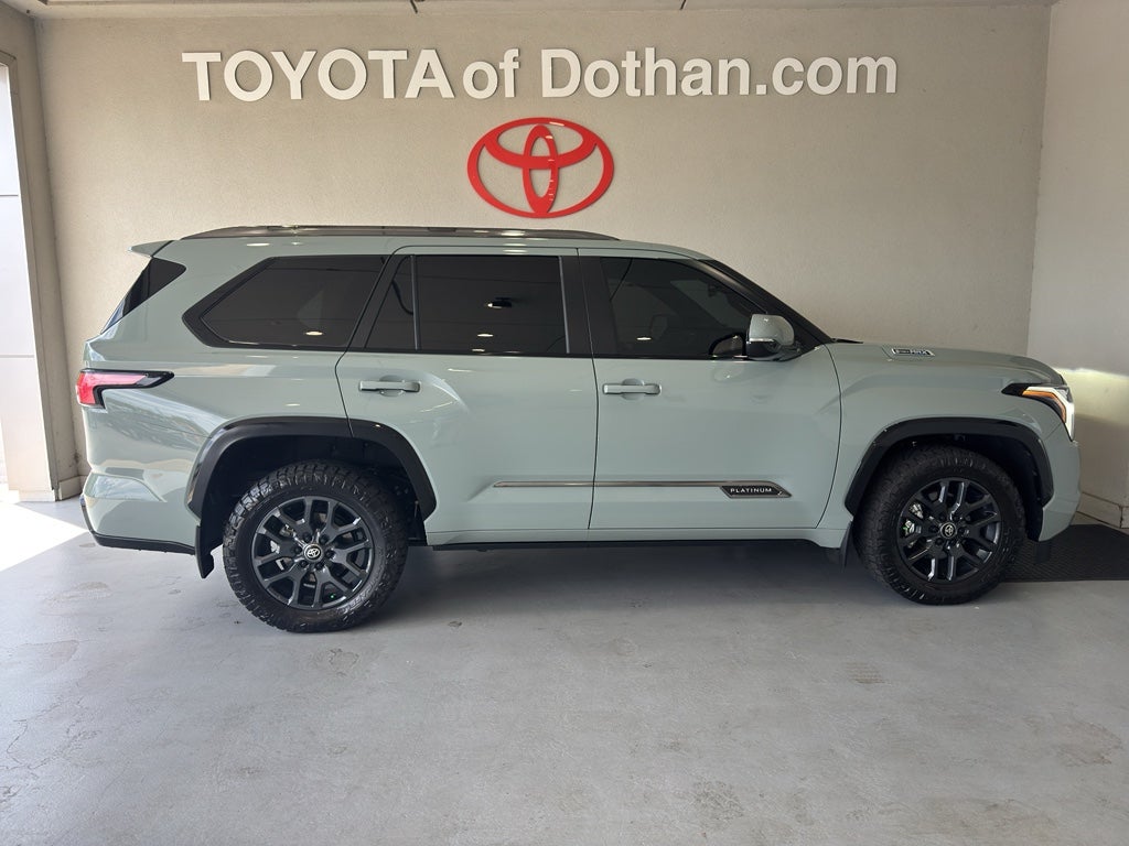 2025 Toyota Sequoia Platinum