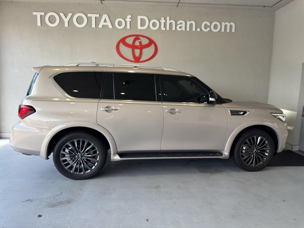2024 INFINITI QX80 Premium Select