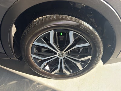 2024 Toyota Crown Limited