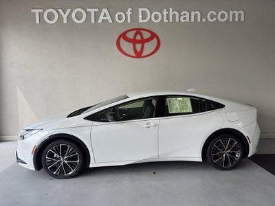 2025 Toyota Prius XLE