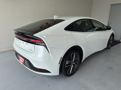 2025 Toyota Prius XLE
